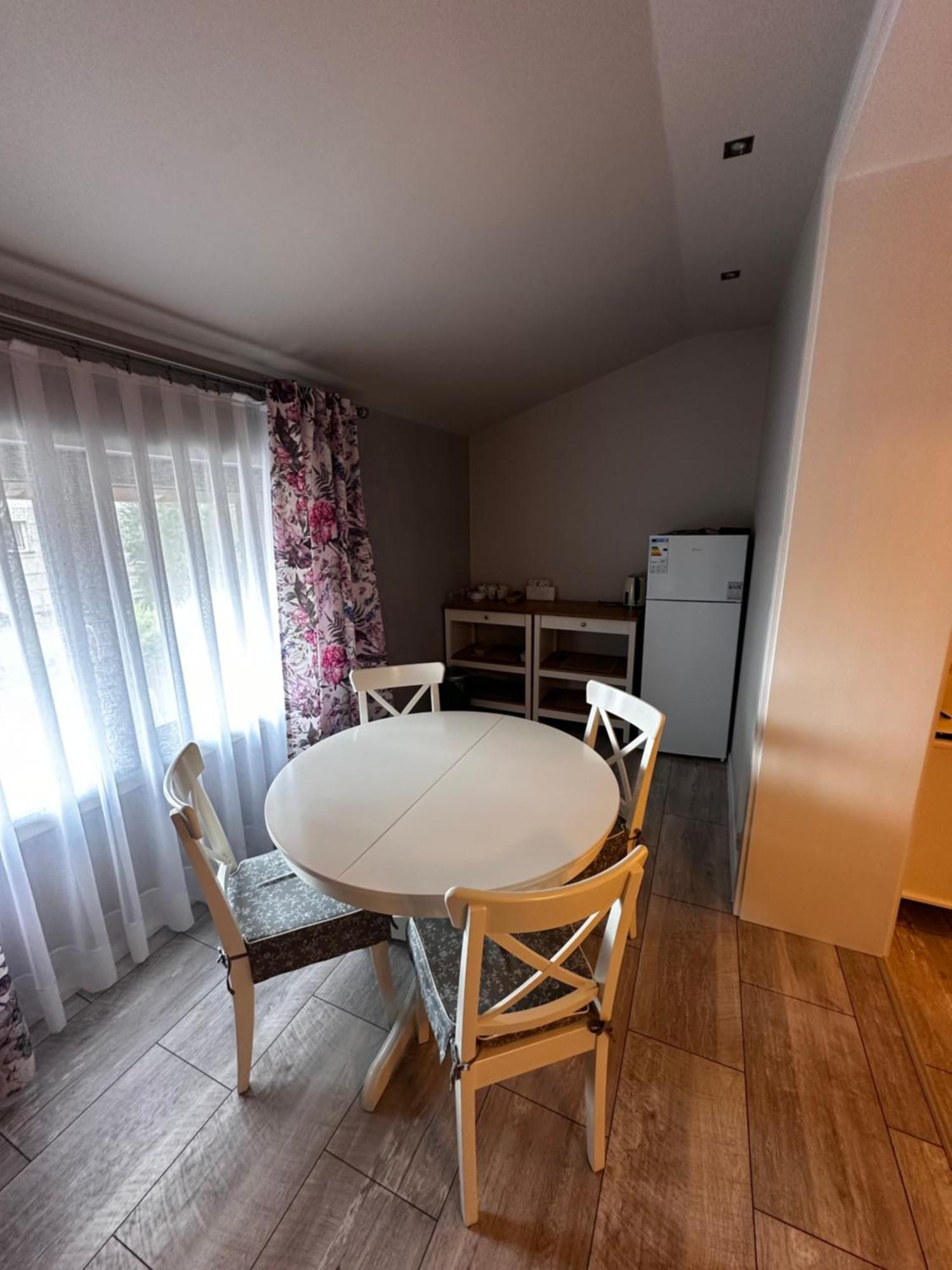 Apartamenty Czerwona Roza Wieprz  Exterior foto